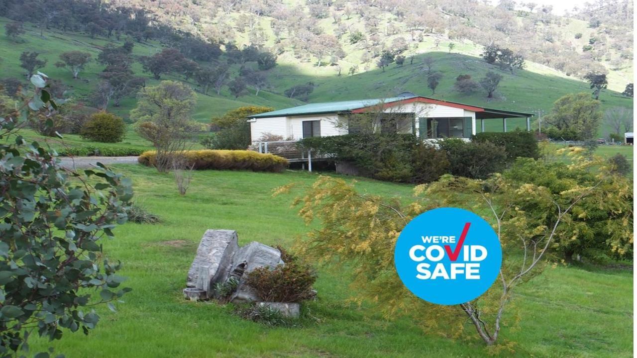 Elm Cottage Tumut Luaran gambar