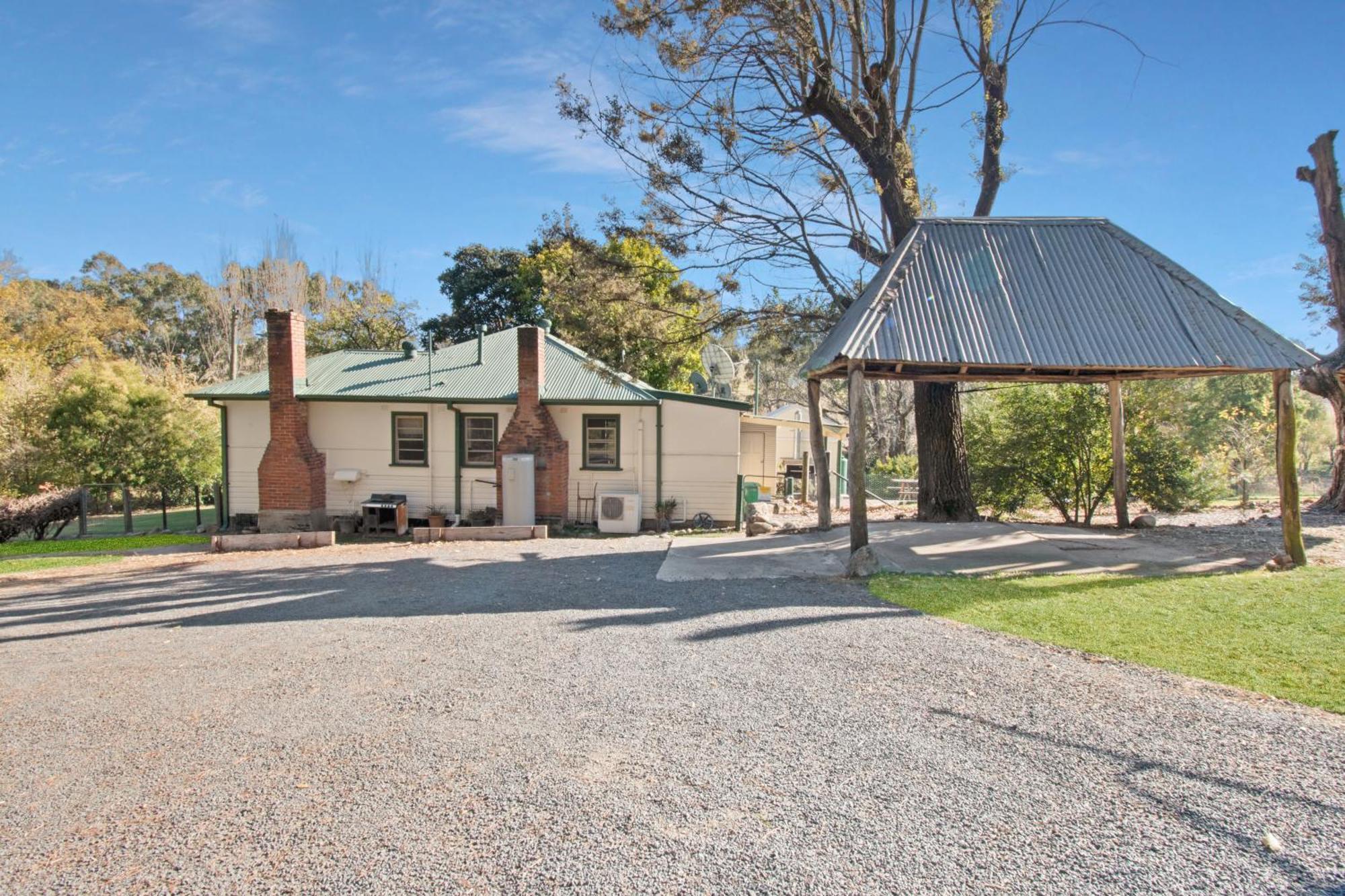 Elm Cottage Tumut Luaran gambar