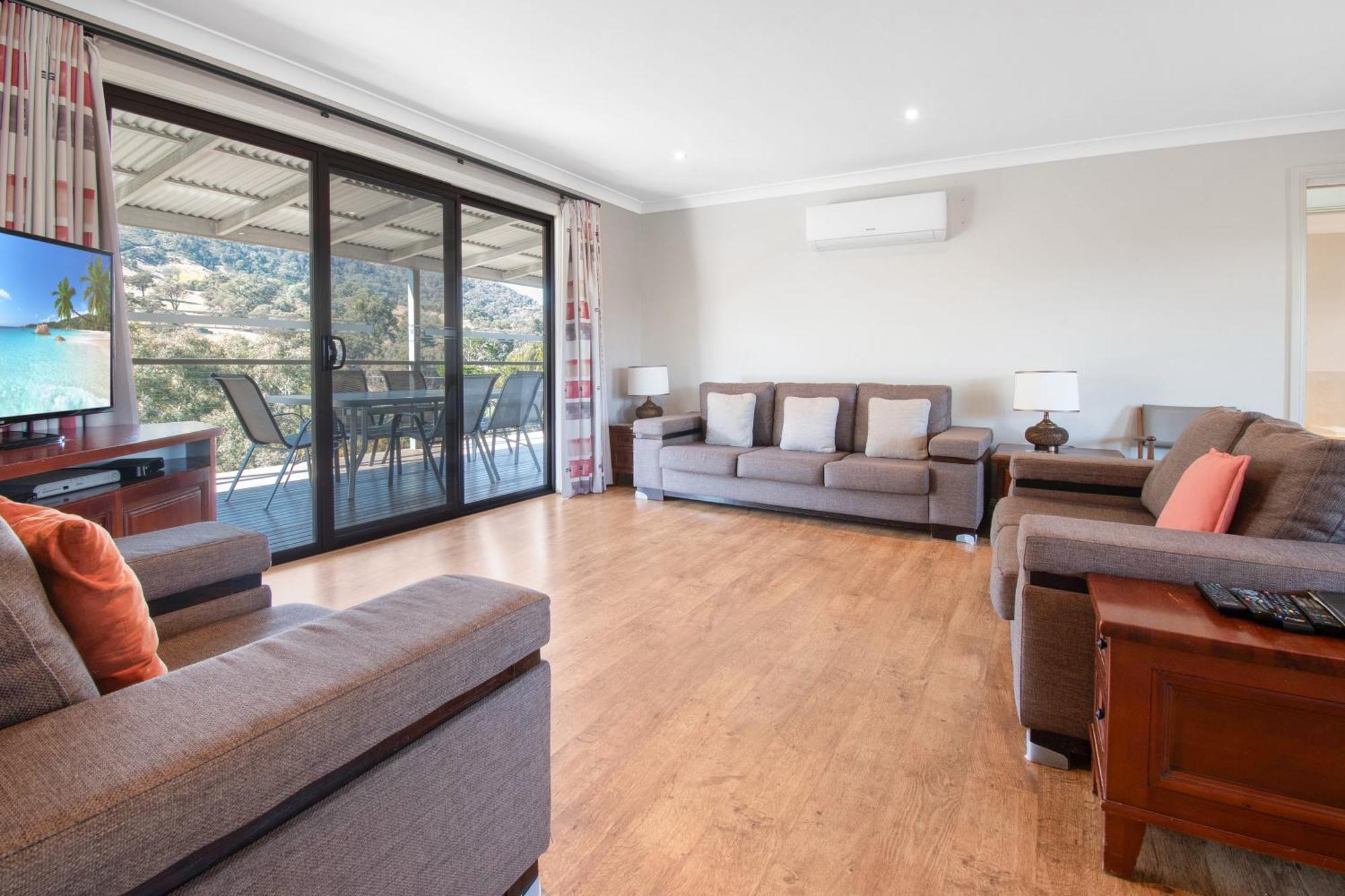 Elm Cottage Tumut Luaran gambar