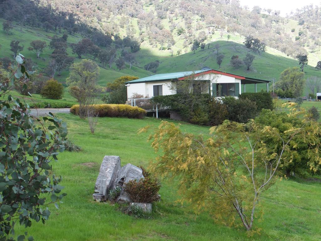 Elm Cottage Tumut Luaran gambar