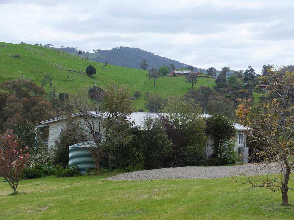 Elm Cottage Tumut Luaran gambar